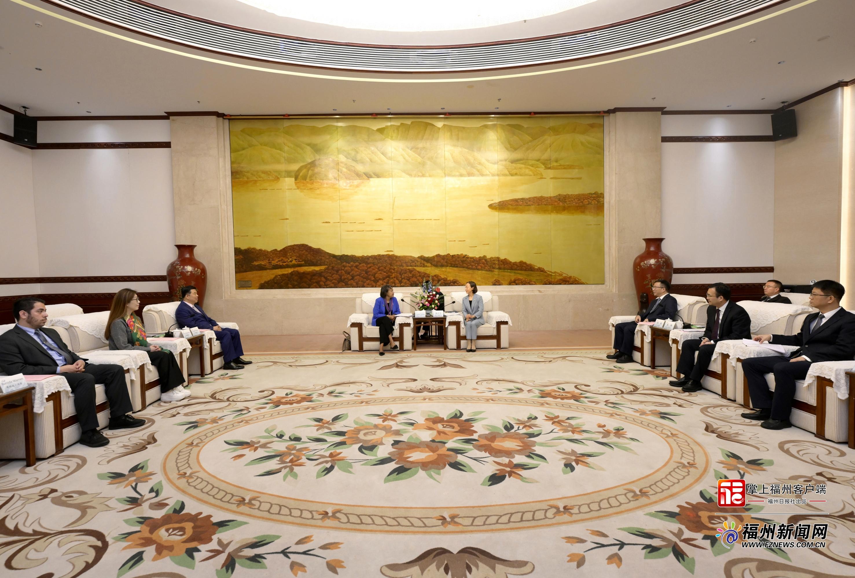 郭宁宁会见美国塔科马市市长伍达德斯