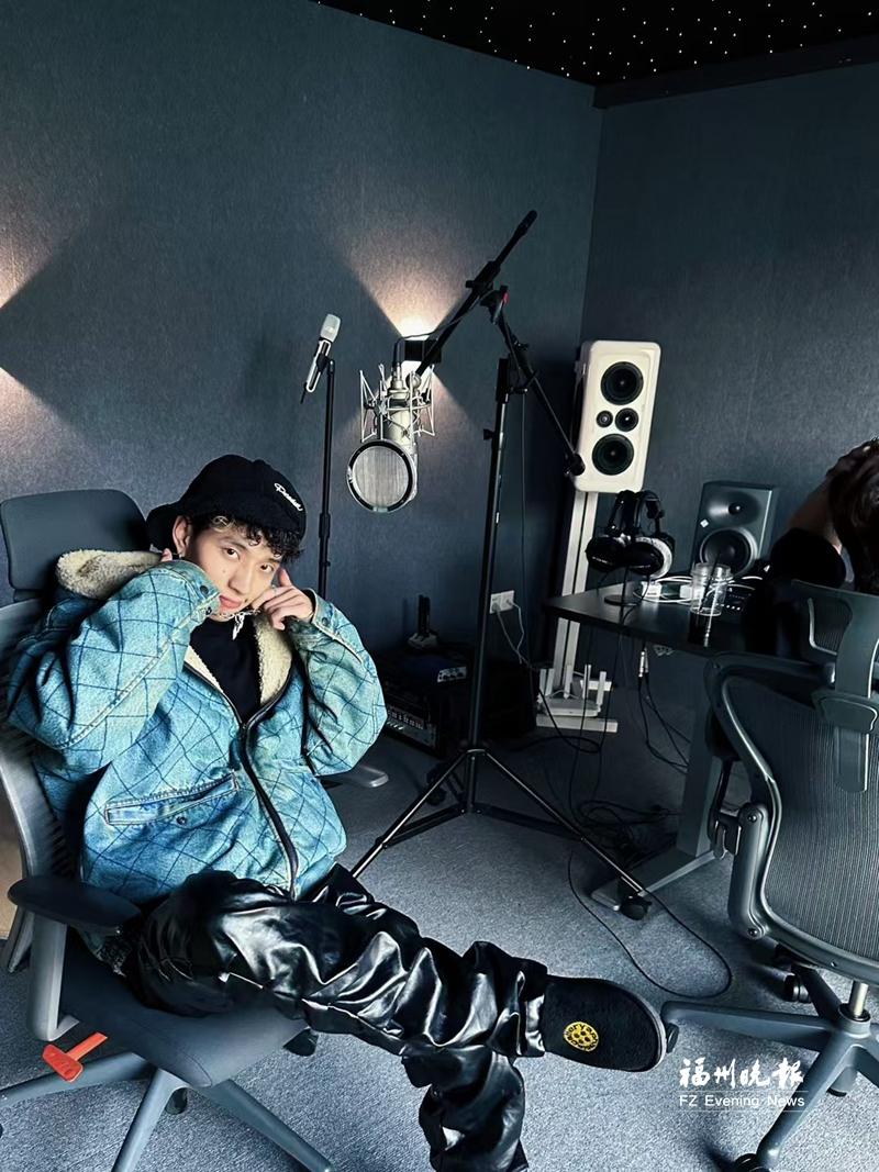 福州话说唱走红网络 黄辉：用乡音治愈游子心