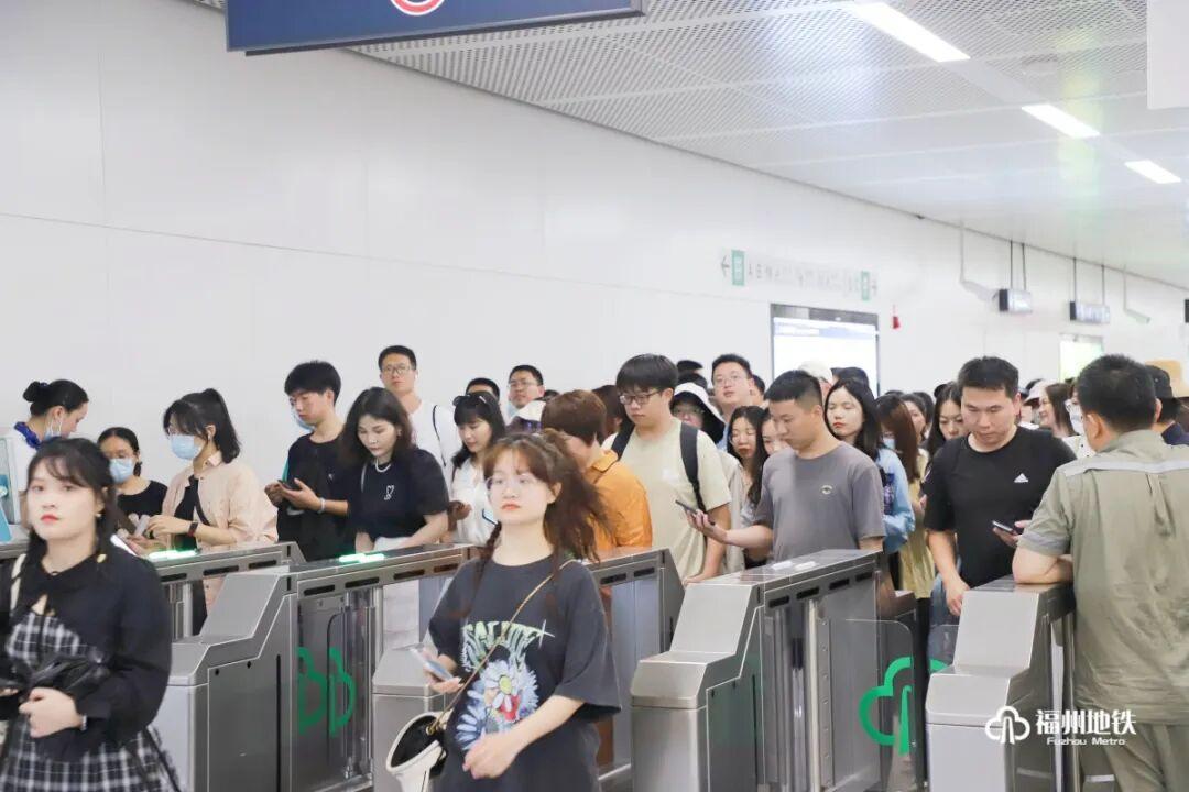 11月1日上线!福州这些人周末节假日免费乘车! 11月1日上线!福州这些人周末节假日免费乘车!