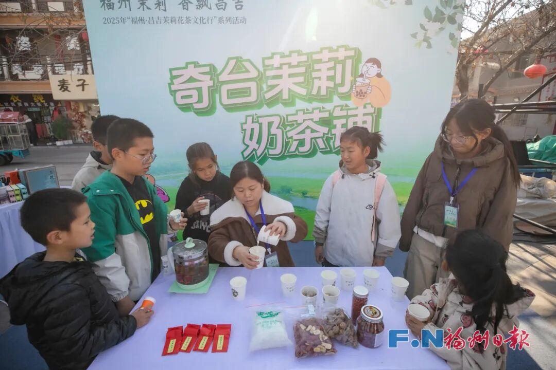 跨越万里！福州茉莉，香飘天山！