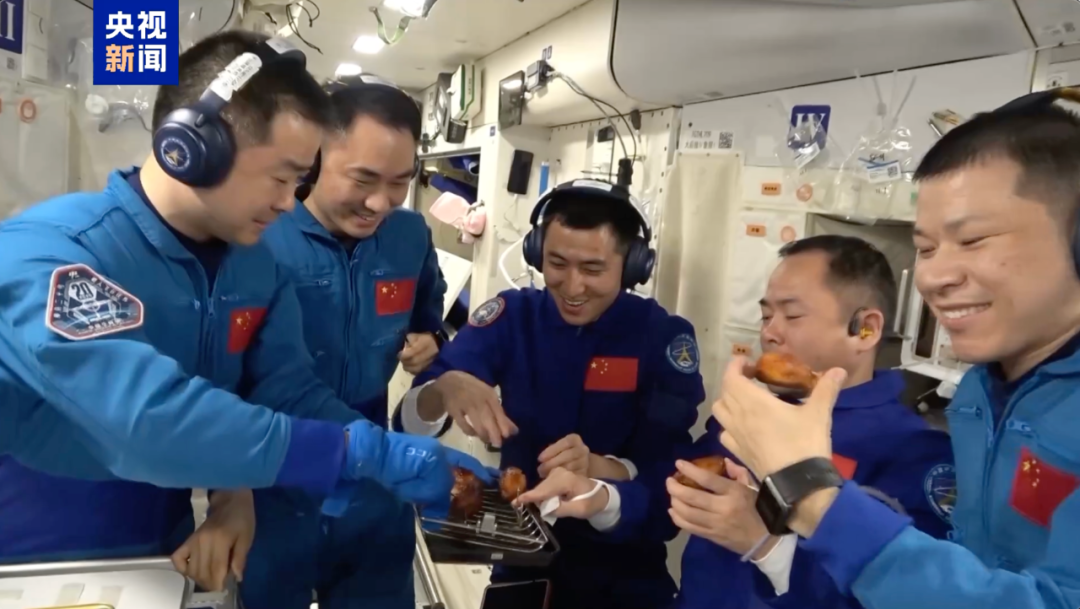 太空烧烤,安排上了! 太空烧烤,安排上了!