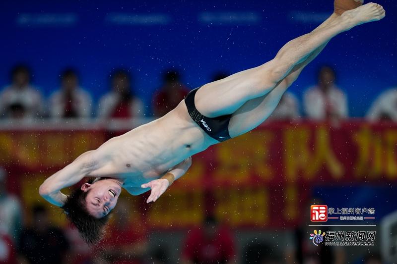 全运会快报｜福州小将崔彰喻获跳水男子个人全能项目铜牌