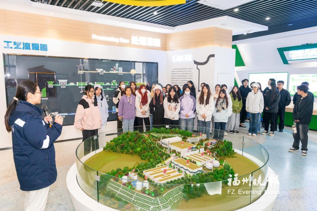 让垃圾分类成为城市绿色底色 共青团研学活动走进红庙岭