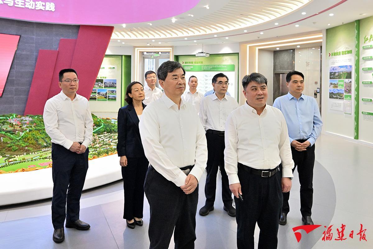 周祖翼在福州市调研城市工作