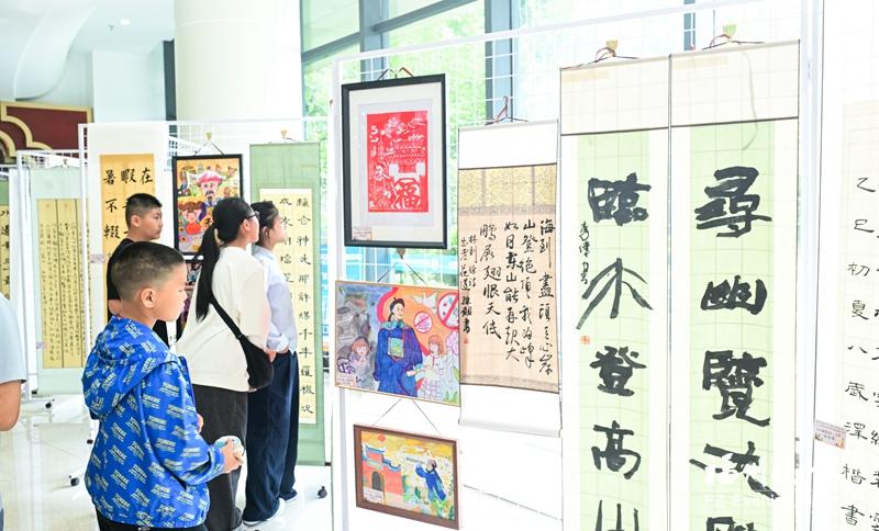 首屆海峽兩岸少兒書畫展啟幕 免費開放至30日