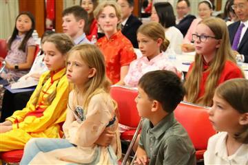 时政微观察丨与汉学结伴 和中国同行