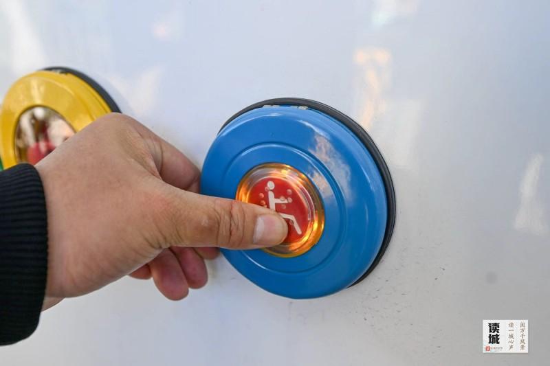 读城｜百年变迁 福州第一辆公交车竟长这样……