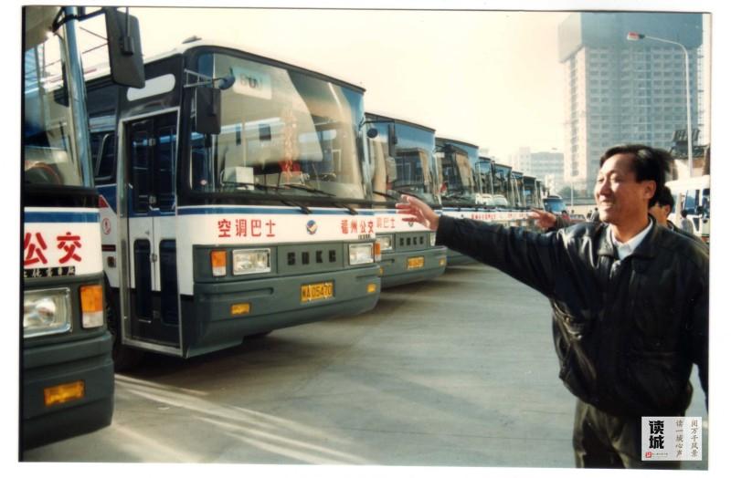 读城｜百年变迁 福州第一辆公交车竟长这样……