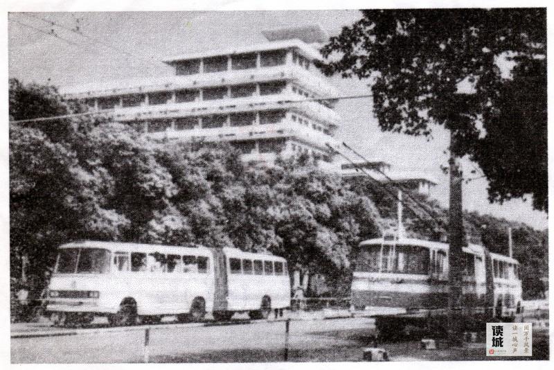 读城｜百年变迁 福州第一辆公交车竟长这样……