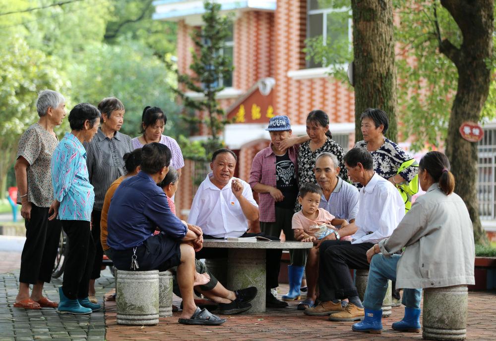 思想之光照亮法治航程——习近平法治思想引领新时代法治中国建设述评