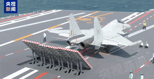 福建舰实兵训练更多细节！一组动图带你全方位看清楚