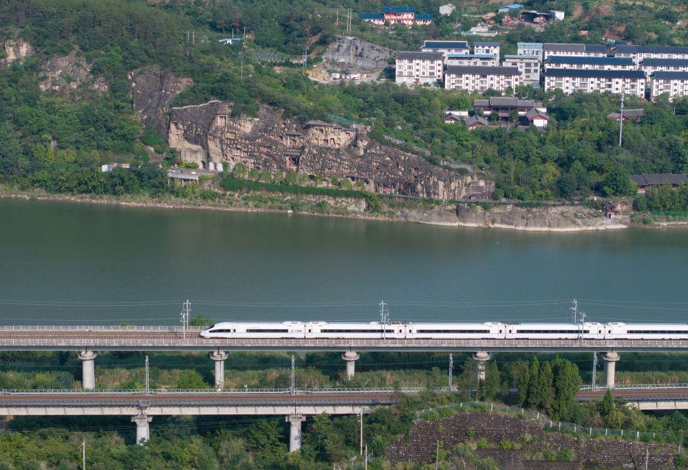 镜观·回响｜巴风蜀韵承古脉 千年文华耀西川