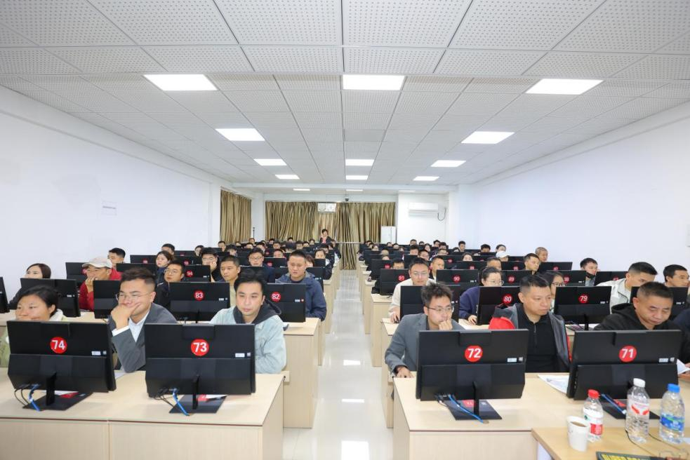 聚焦服务品质 福州千名经纪人共赴贝壳福州站搏学大考