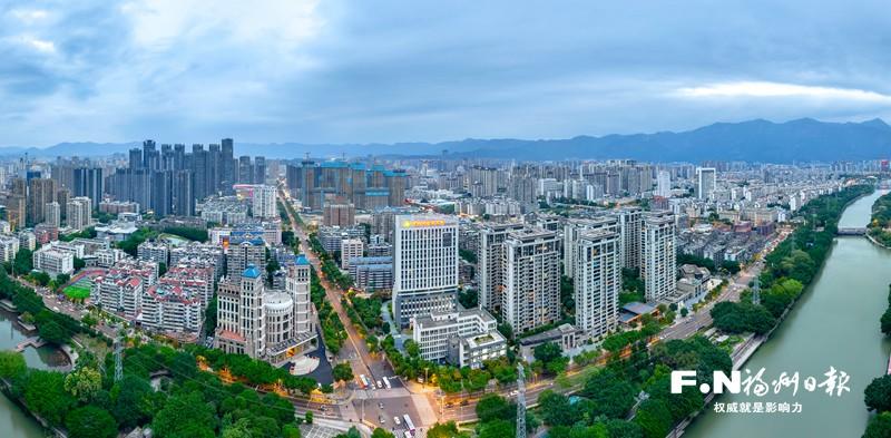 人间烟火地 “四乐”象园里