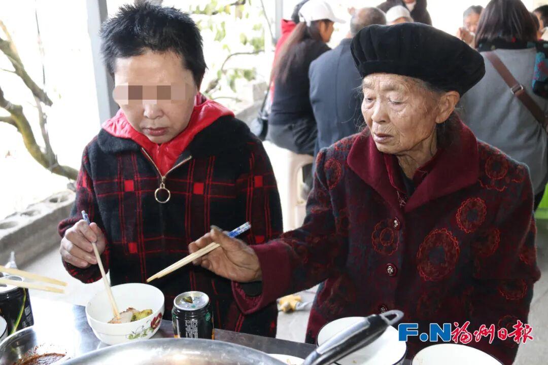 失联21年！今天，她从福州回家！