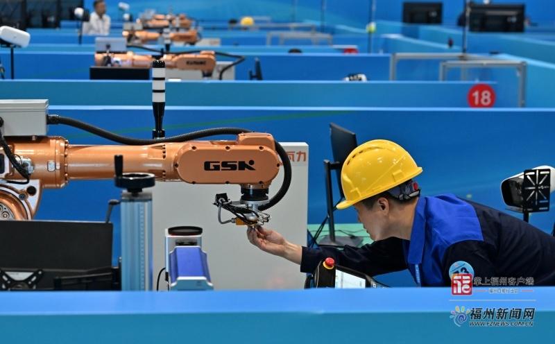“新”中有数|厉害了!看“福州造”机器人十八般武艺! “新”中有数|厉害了!看“福州造”机器人十八般武艺!