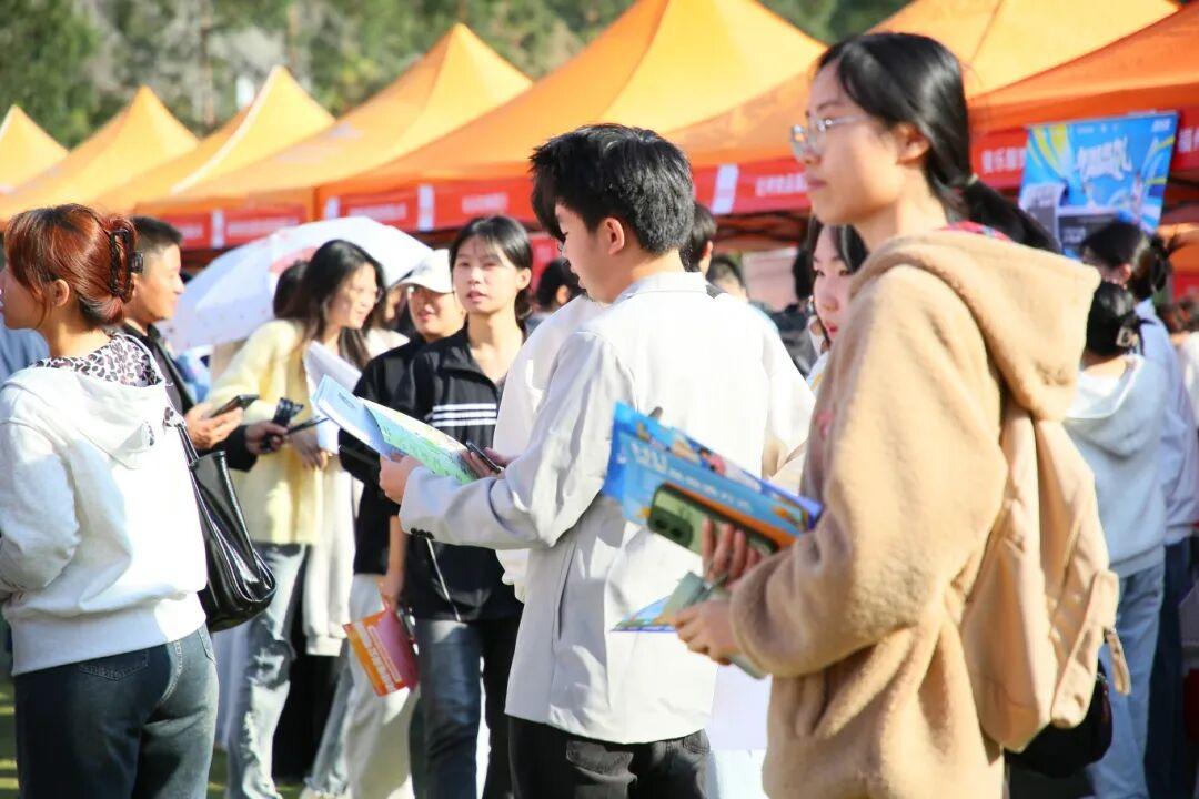 AI助攻求职7500个岗位！福州新区（长乐区）“职”等你来