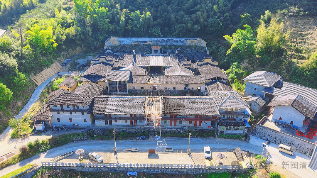 250年古厝重焕生机！闽清旗杆厝修缮与活化工程推进中→