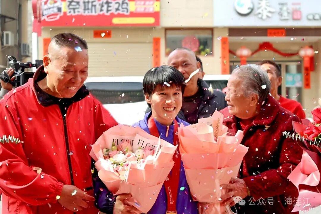 骄傲！全运会冠军陈惠颖回福州连江了！