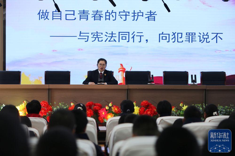 尊宪崇法 | 各地开展普法宣传 迎接国家宪法日