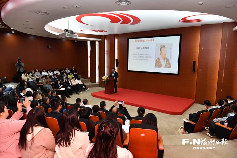 侯官中医药文化分论坛聚焦传承与创新 专家学者热议杏林春暖