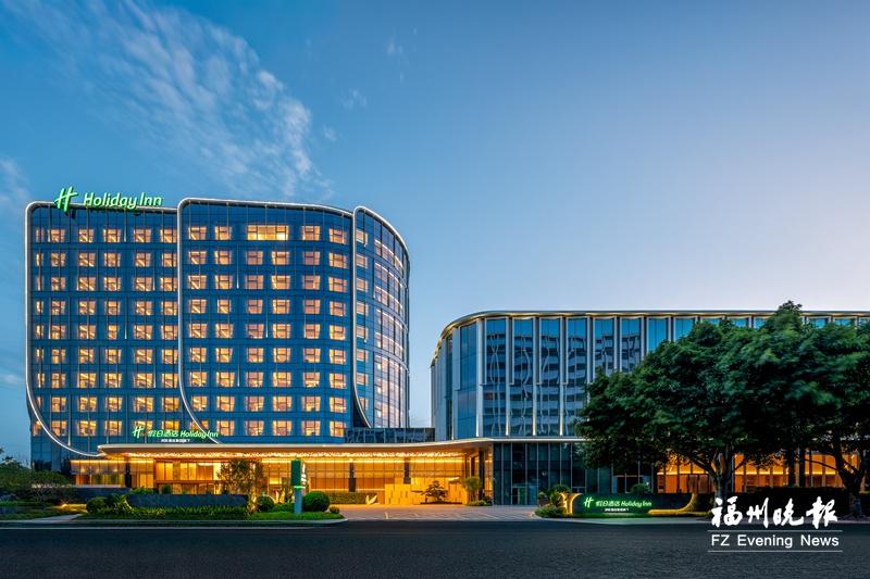 “榕”耀幸福城 奋“发”建新功