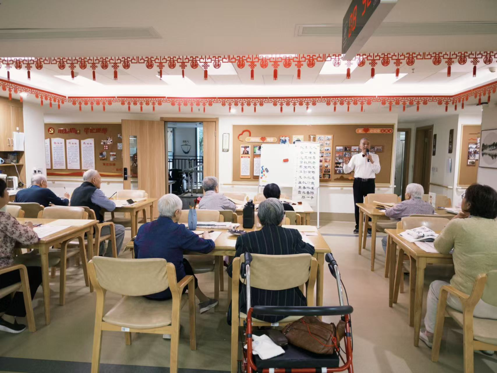 “嵌入式养老”擦亮福州老年友好城市品牌