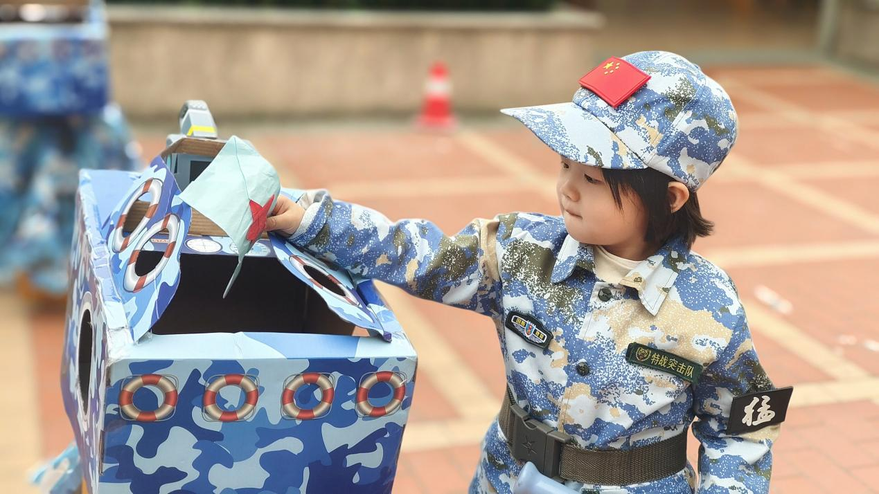 小小迷彩兵 大大强军梦