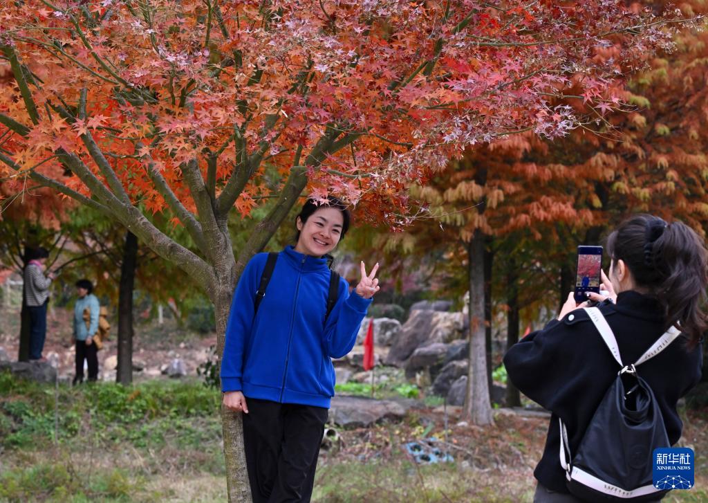 新华网关注：福州九峰村冬景迷人