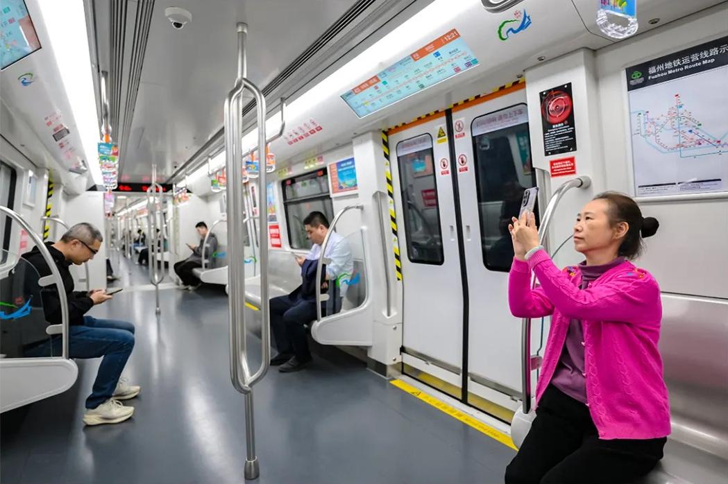 福州地铁4号线后通段开通 洪塘到东街口10分钟直达