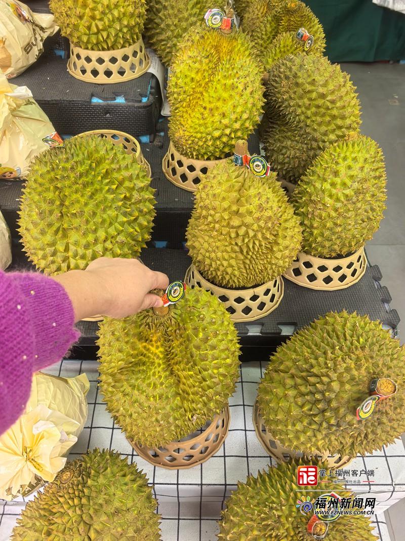 新消费｜实现“榴莲自由”？福州今冬榴莲每斤低至19.9元的背后