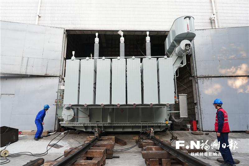福建首次！福州一变电站27年老“心脏”成功换新