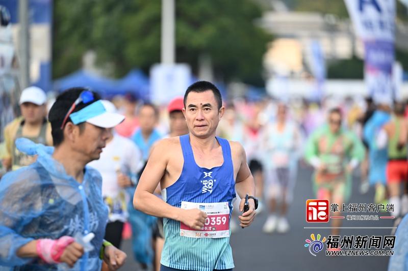 福州马拉松高清图集！有你认识的“跑友”吗？
