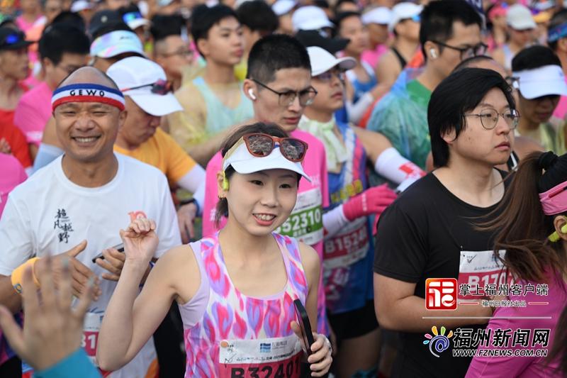福州马拉松高清图集！有你认识的“跑友”吗？