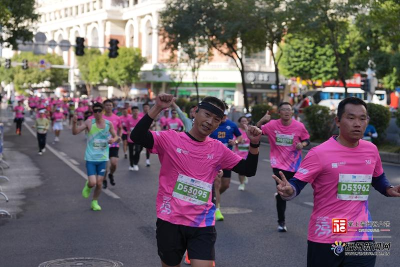 福州马拉松高清图集！有你认识的“跑友”吗？