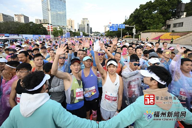 福州马拉松高清图集！有你认识的“跑友”吗？