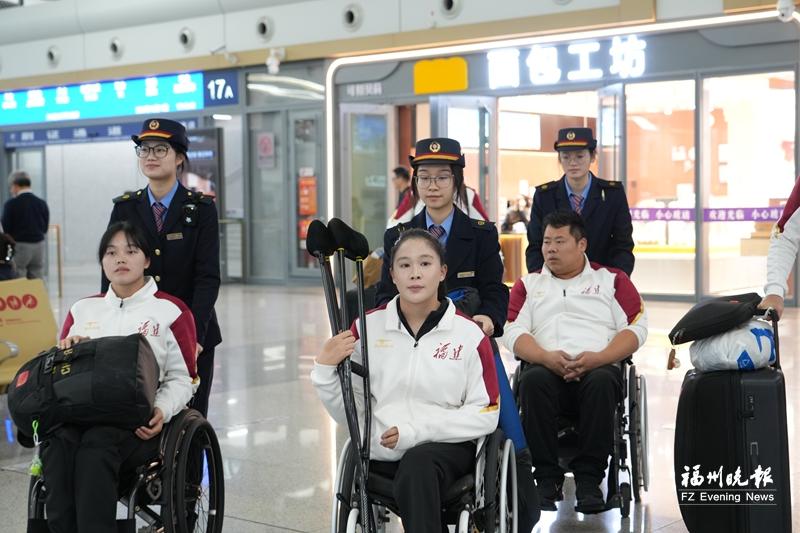 福建残奥代表团凯旋