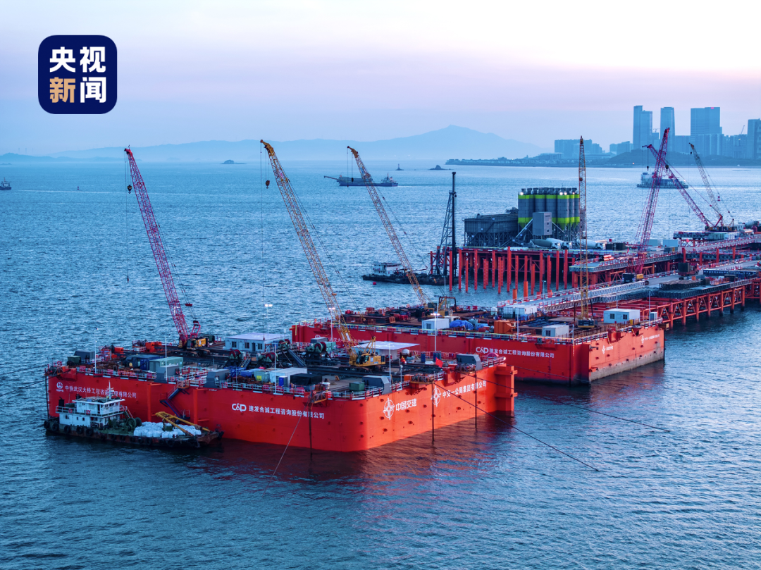 这个178米高的“海上云端”工位，超震撼！