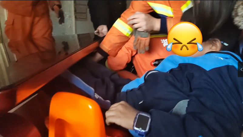 妈妈：“切断算了！”儿子：“切断什么？我的腿吗？”