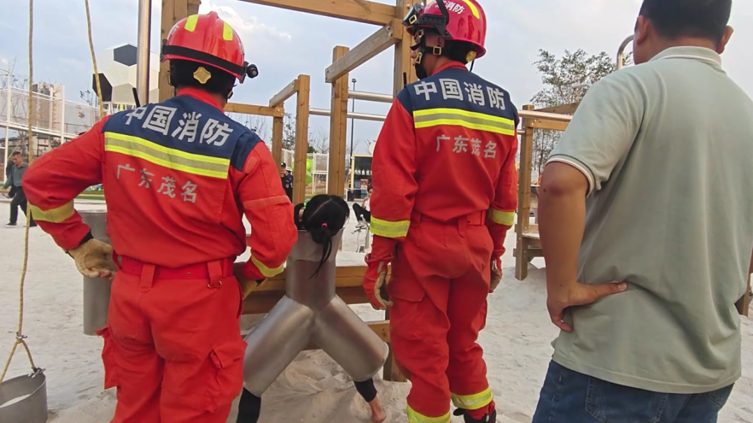 妈妈：“切断算了！”儿子：“切断什么？我的腿吗？”