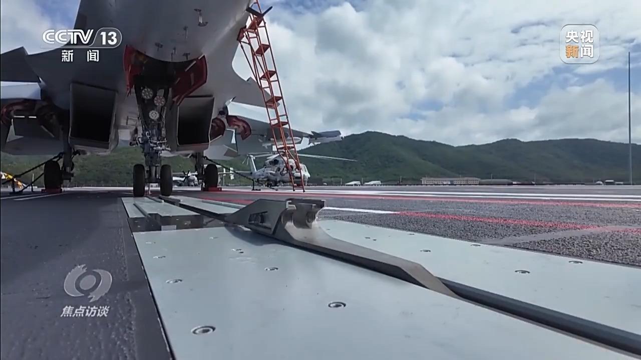 海上实兵训练首秀！福建舰电磁弹射战力拉满