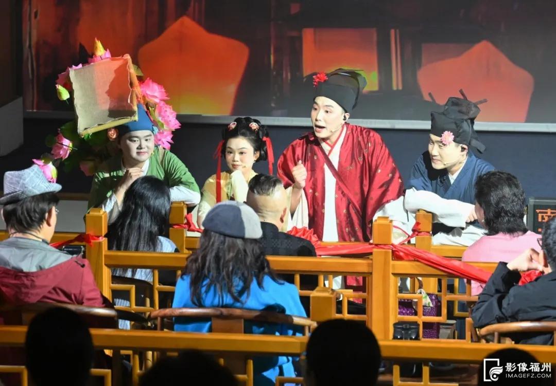 互动式剧场演艺《恭喜发财》首演