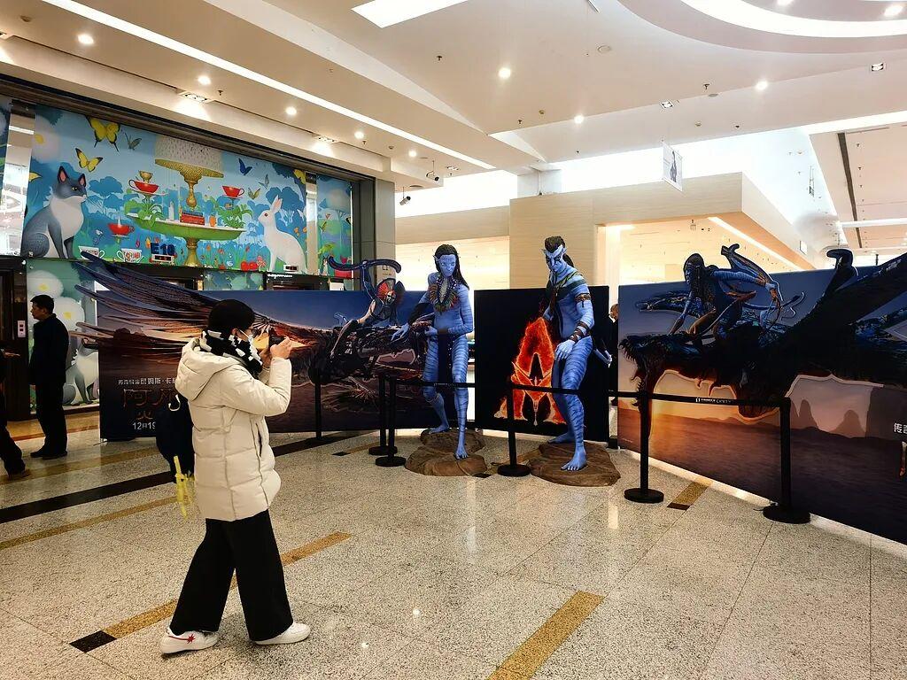 破50亿元！一文读懂2025贺岁档的票房密码