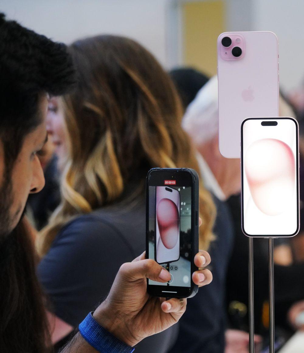 美国弗州新规：16岁以下人群每天只能用1小时社交媒体