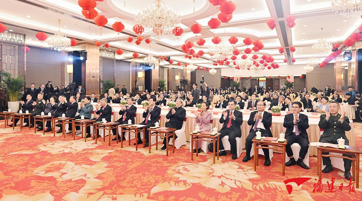 福建省各界人士新年茶话会在福州举行