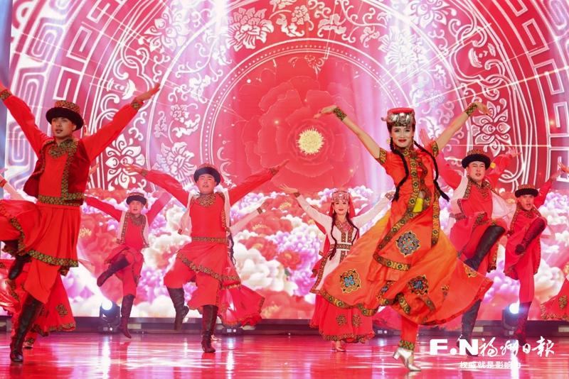 青春越山海 共迎幸福年