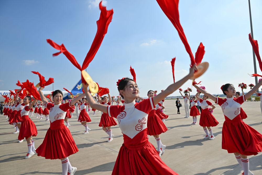 以习近平同志为核心的党中央2025年治国理政纪实