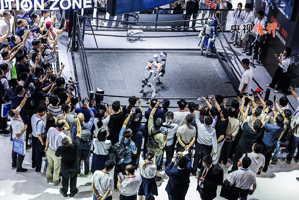 【央视快评】续写中国奇迹新篇章