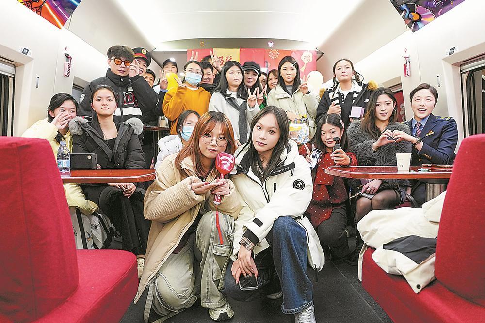 南铁开行福建今年首趟歌迷专列