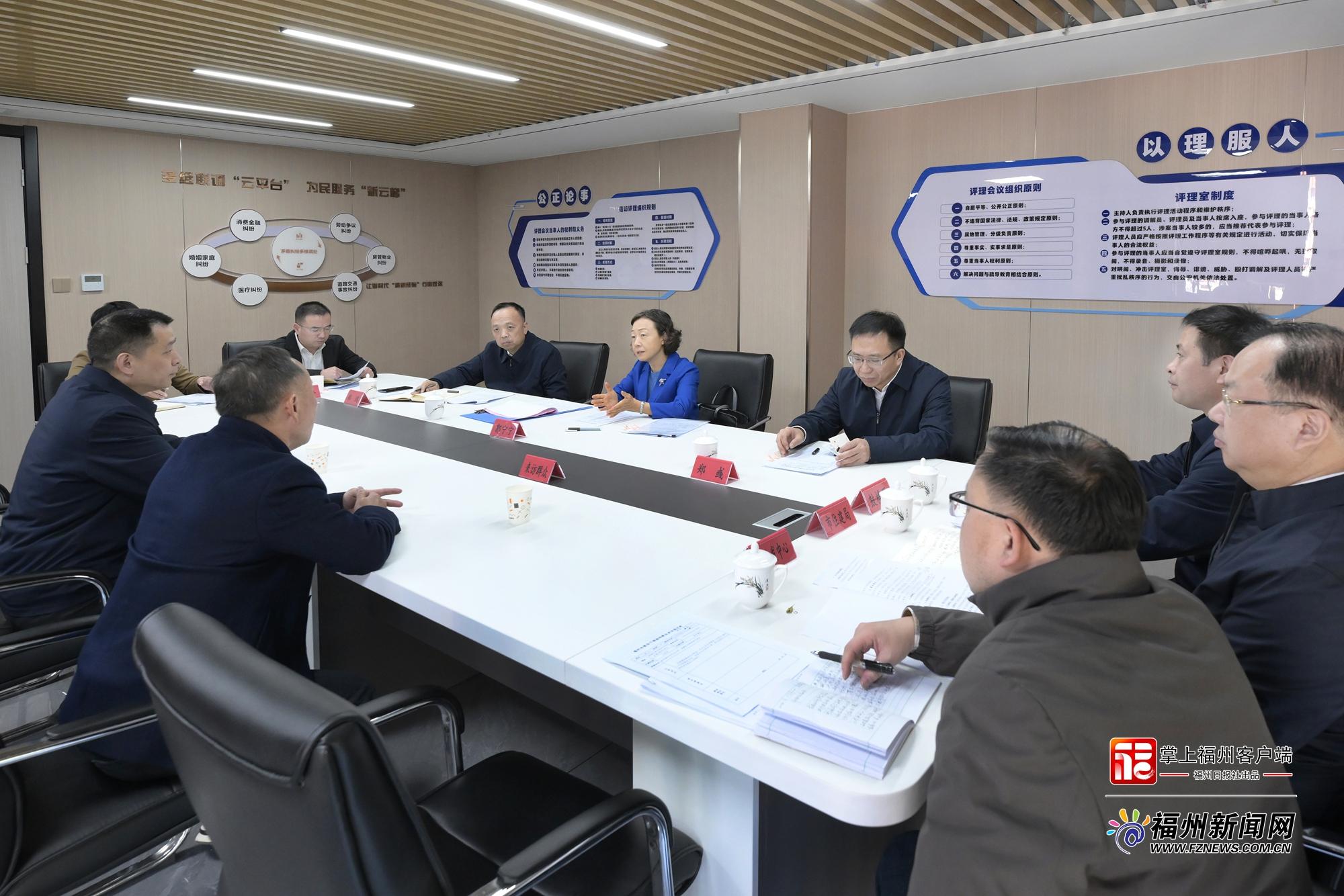 郭宁宁在鼓楼区接待群众来访